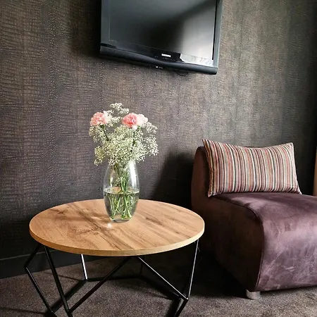 Platinum Aparthotel 4*