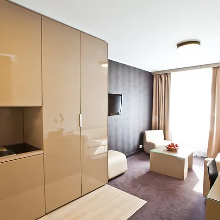 Platinum 4* Poznań