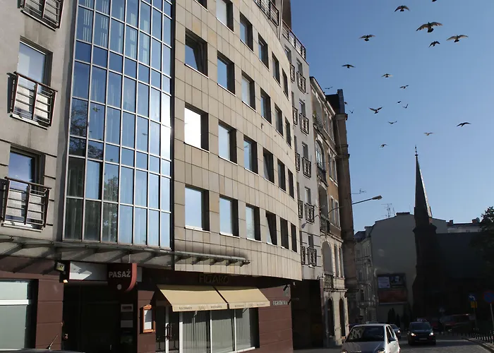 Platinum 公寓式酒店 波兹南