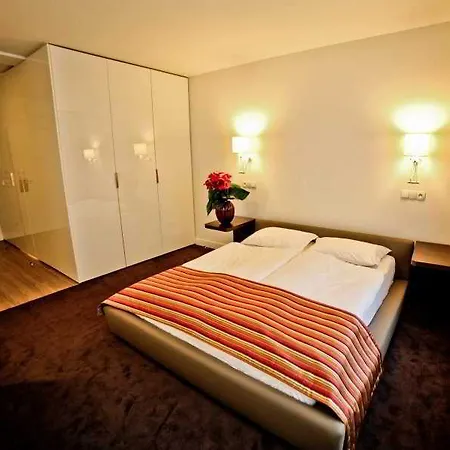 Platinum Lejlighedshotel